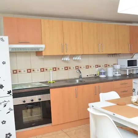 Apartamento Apto Ulises 1 B *