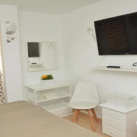 Apto Ulises 1 B Apartamento